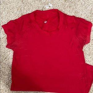 Lululemon swiftly tee!